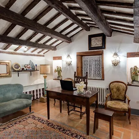 Couette-café La Residenza Del Poeta *